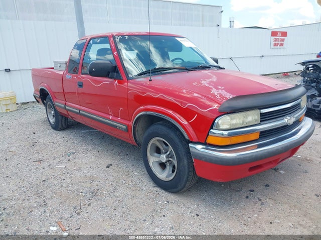 Auction sale of the 1999 Chevrolet S-10 Ls, vin: 1GCCS19X3X8135790, lot number: 45551232