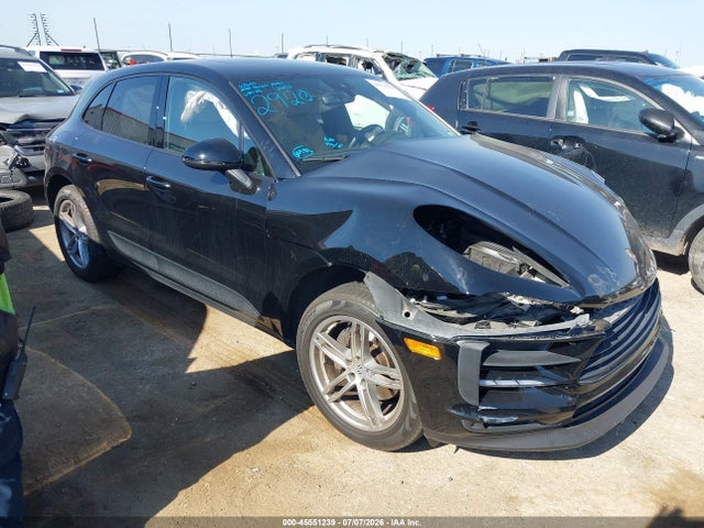 45551239 :رقم المزاد ، WP1AA2A51LLB02920 vin ، 2020 Porsche Macan مزاد بيع
