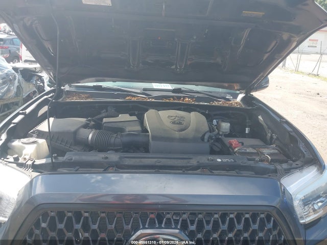 3TMCZ5AN8JM167716 Toyota Tacoma Trd Sport