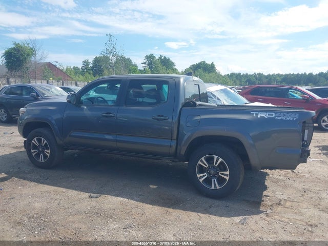 3TMCZ5AN8JM167716 Toyota Tacoma Trd Sport