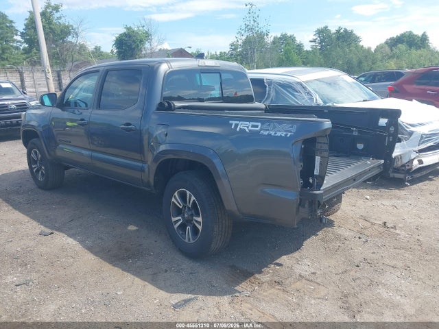 3TMCZ5AN8JM167716 Toyota Tacoma Trd Sport