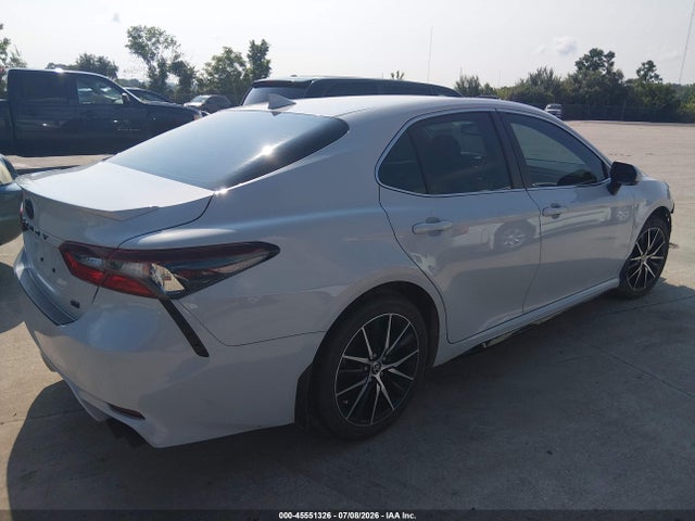 2024 Toyota Camry Se მანქანა იყიდება აუქციონზე, vin: 4T1T11AK2RU238367, აუქციონის ნომერი: 45551326