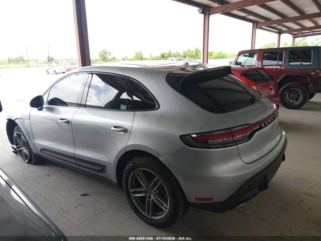 Porsche Macan T 2023 WP1AA2A58PLB12785 Image 14