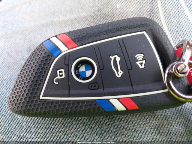 2022 Bmw M550 I Xdrive მანქანა იყიდება აუქციონზე, vin: WBA13BK06NCJ46507, აუქციონის ნომერი: 45551388