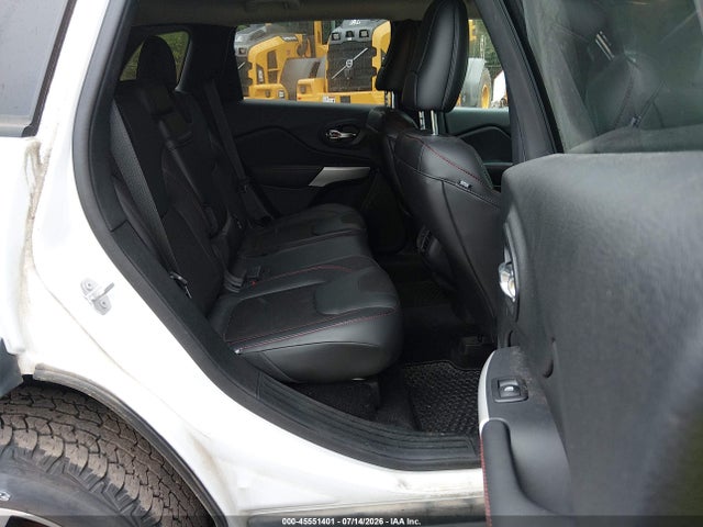 Продажа на аукционе авто 2017 Jeep Cherokee Trailhawk, vin: 1C4PJMBB4HD239900, номер лота: 45551401