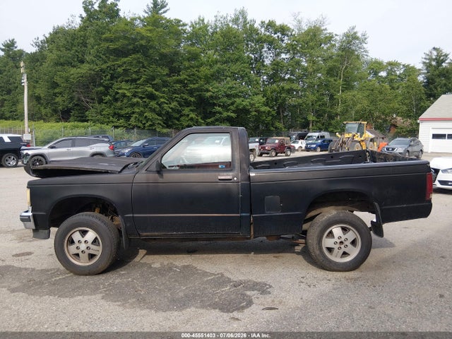 1985 Chevrolet S Truck S10 მანქანა იყიდება აუქციონზე, vin: 1GCCT14B2F2137721, აუქციონის ნომერი: 45551403