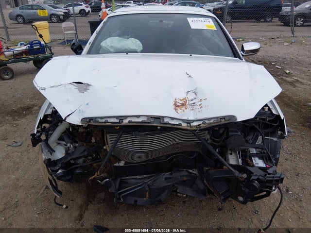 45551454 :رقم المزاد ، 1C3BC7EG1BN582215 vin ، 2011 Chrysler 200 Limited مزاد بيع