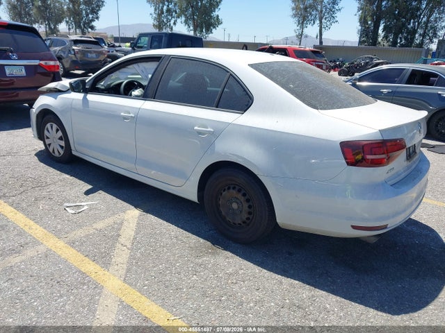 3VW267AJ8GM351931 Volkswagen Jetta 1.4t S