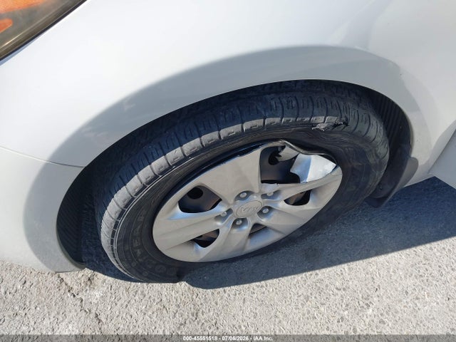 KIA FORTE LX 2015 KNAFK4A61F5421068 Image 12