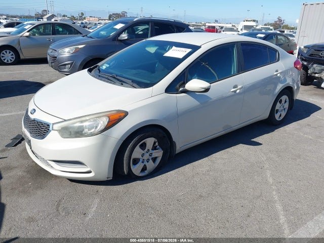 KIA FORTE LX 2015 KNAFK4A61F5421068 Image 2