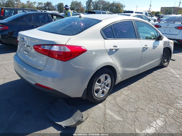 KIA FORTE LX 2015 KNAFK4A61F5421068 Image 4