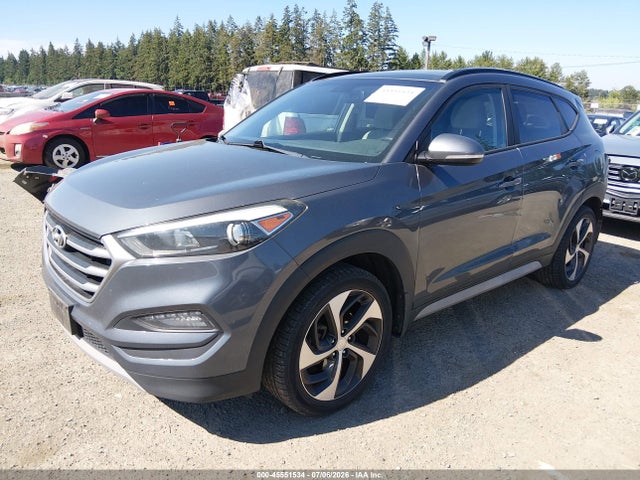 Hyundai Tucson Value 2018 KM8J3CA20JU744328 Image 2