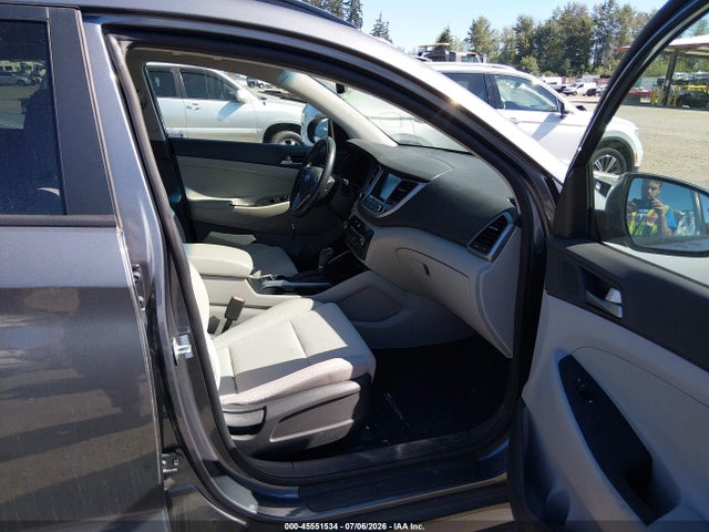 Hyundai Tucson Value 2018 KM8J3CA20JU744328 Image 5