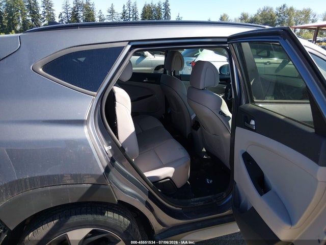 Hyundai Tucson Value 2018 KM8J3CA20JU744328 Image 8