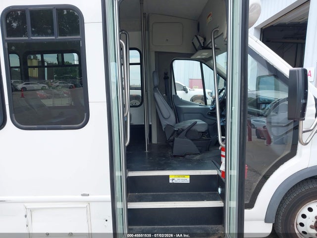 Ford Transit-350 Cutaway 2018 1FDES6PM2JKB31878 Image 5