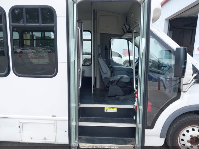 Ford Transit-350 Cutaway 2018 1FDES6PM2JKB31878 Image 8