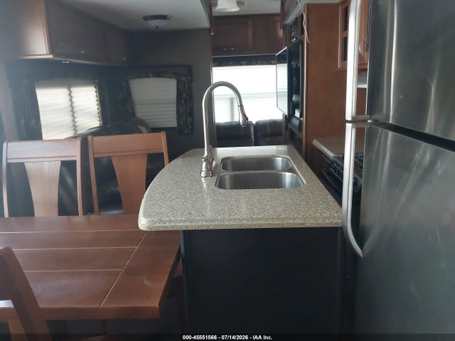 Highland Ridge Other 2016 58TTL3822G5022151 Image 5