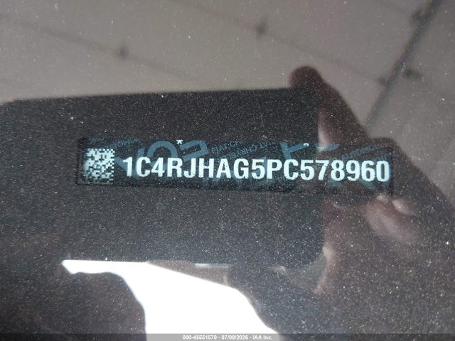 45551570 :رقم المزاد ، 1C4RJHAG5PC578960 vin ، 2023 Jeep Grand Cherokee Laredo 4x4 مزاد بيع