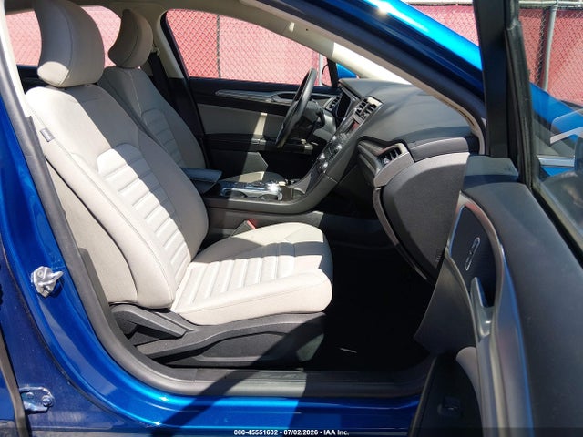 3FA6P0UU7JR261622 Ford Fusion Hybrid S