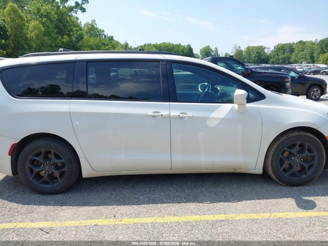 Aukcja sprzedaży 2018 Chrysler Pacifica Touring L Plus, vin: 2C4RC1EG0JR227884, numer aukcji: 45551605