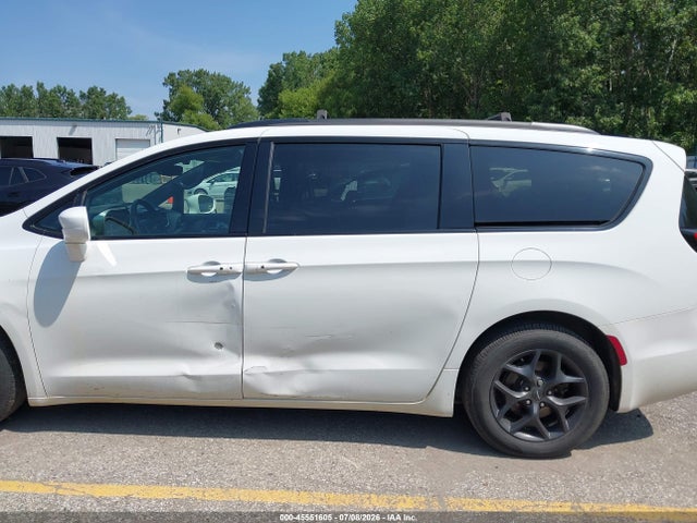 Aukcja sprzedaży 2018 Chrysler Pacifica Touring L Plus, vin: 2C4RC1EG0JR227884, numer aukcji: 45551605