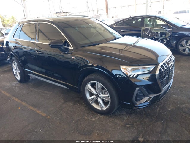 2024 Audi Q3 Premium 45 Tfsi S Line Quattro Tiptronic მანქანა იყიდება აუქციონზე, vin: WA1DECF32R1115397, აუქციონის ნომერი: 45551632