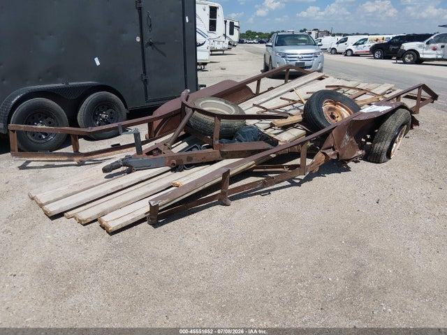 45551652 :رقم المزاد ، 1B9FU1625BM185045 vin ، 2015 Big Tex Double Axle 16ft Trailer مزاد بيع
