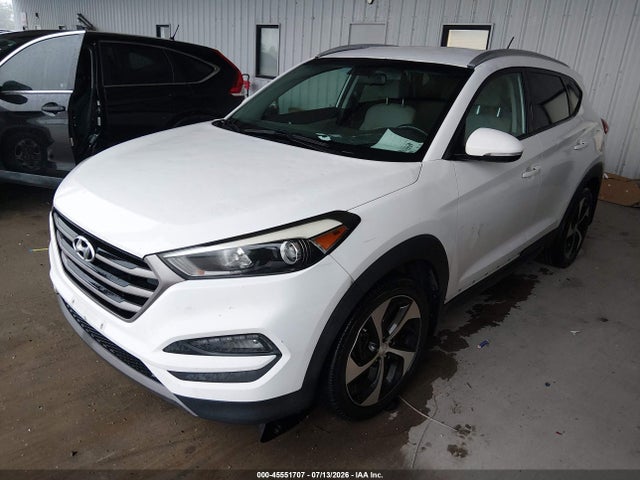 Hyundai Tucson Sport 2016 KM8J3CA23GU137767 Image 2