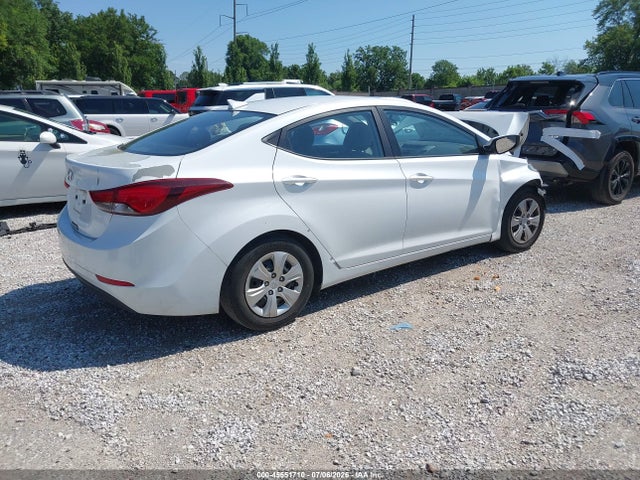 5NPDH4AE8GH692839 Hyundai ELANTRA SE
