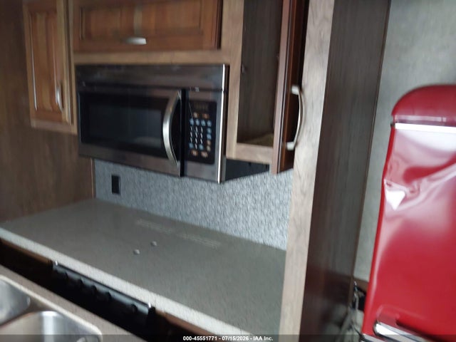 45551771 :رقم المزاد ، 4YDF35327GA740609 vin ، 2016 Keystone Other مزاد بيع