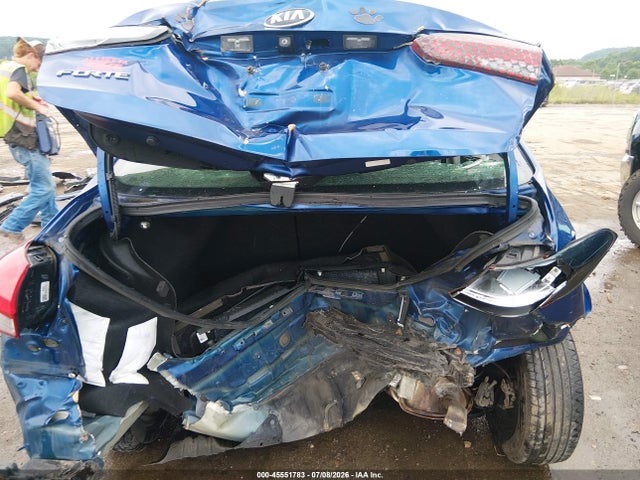 45551783 :رقم المزاد ، 3KPFL4A79JE274861 vin ، 2018 Kia Forte Lx مزاد بيع
