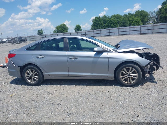 Auction sale of the 2015 Hyundai Sonata Se, vin: 5NPE24AF5FH072849, lot number: 45551817