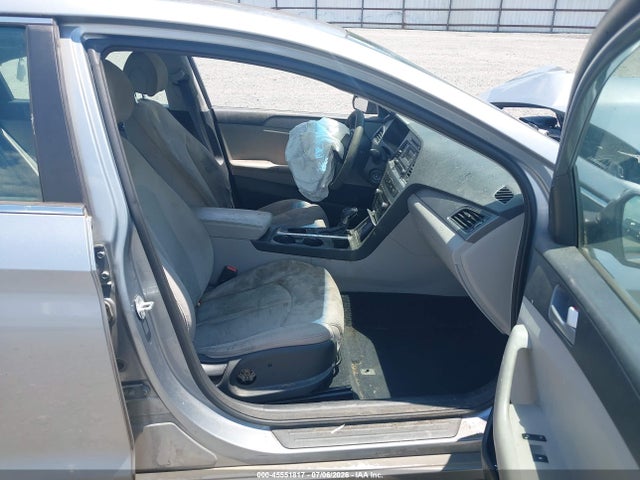 Auction sale of the 2015 Hyundai Sonata Se, vin: 5NPE24AF5FH072849, lot number: 45551817