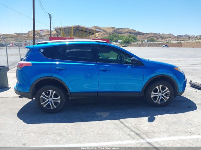 Toyota RAV4 LE 2016 JTMZFREV5GD080817 Image 13