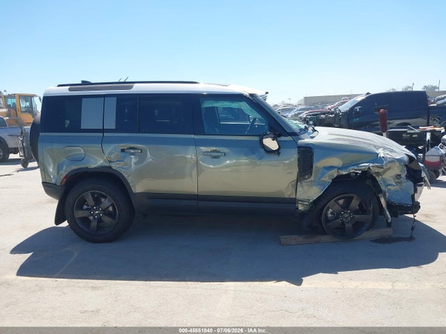 Продаж на аукціоні авто 2025 Land Rover Defender 110 P300, vin: SALEJ7EX7S2358844, номер лоту: 45551840