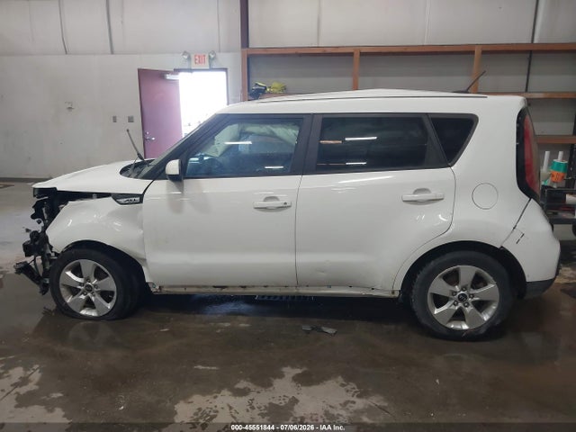 KIA Soul 2017 KNDJN2A26H7483272 Image 15