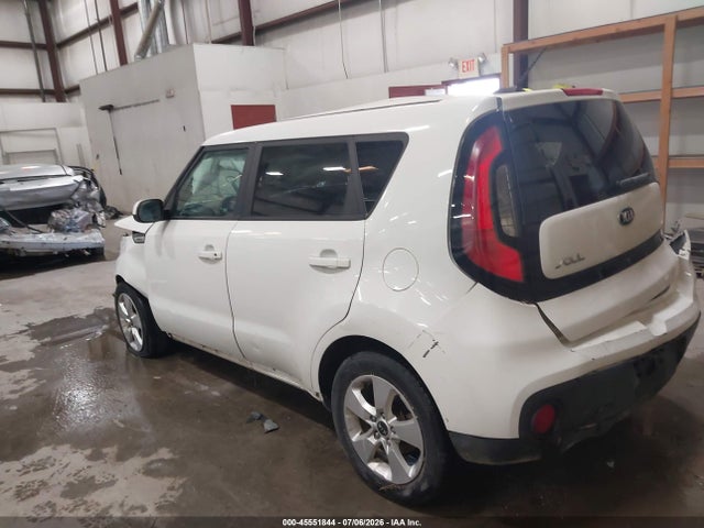 KIA Soul 2017 KNDJN2A26H7483272 Image 3