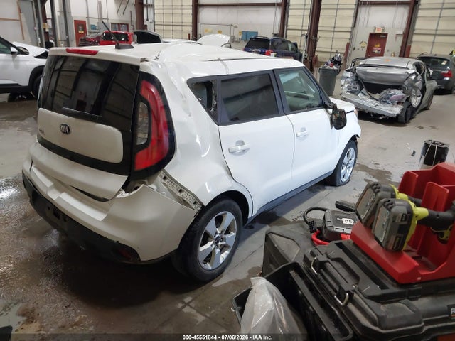KIA Soul 2017 KNDJN2A26H7483272 Image 4