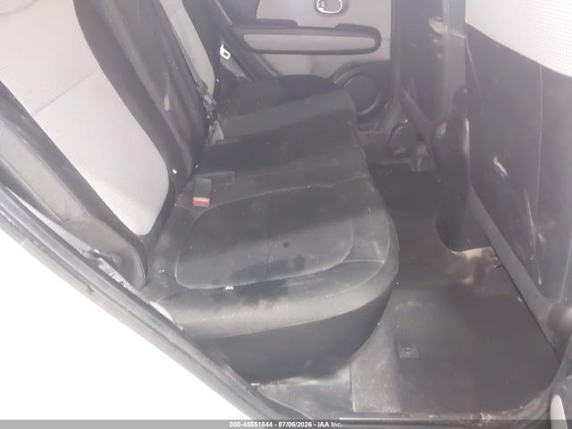 KIA Soul 2017 KNDJN2A26H7483272 Image 8