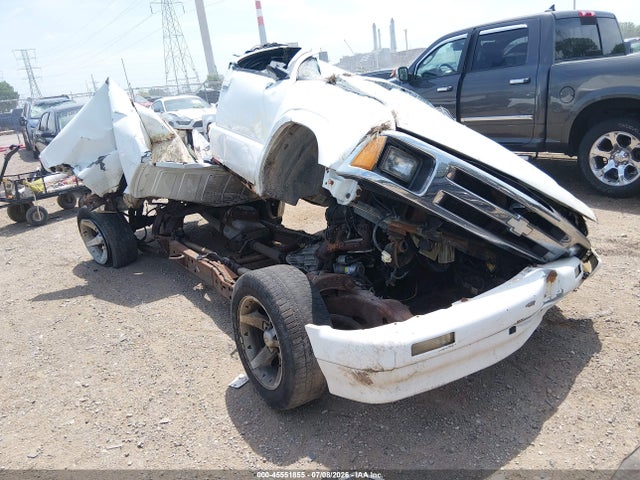 1997 Chevrolet S-10 Ls მანქანა იყიდება აუქციონზე, vin: 1GCCS19X0V8206702, აუქციონის ნომერი: 45551855