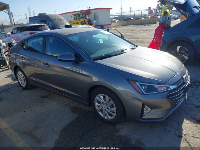 2019 5NPD74LF5KH447403 main image