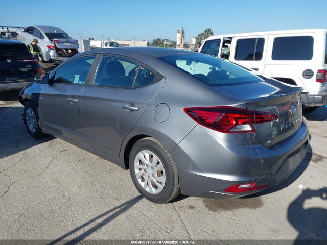 Hyundai ELANTRA SE 2019 5NPD74LF5KH447403 Image 3