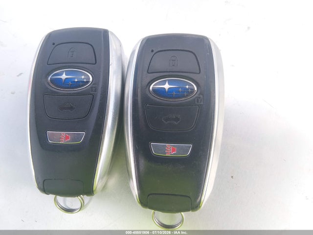 Продажа на аукционе авто 2017 Subaru Legacy 2.5i Limited, vin: 4S3BNAN61H3016666, номер лота: 45551906