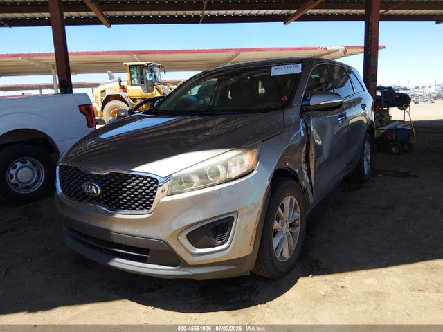 KIA Sorento 2.4l L 2016 5XYPG4A30GG043302 Image 2