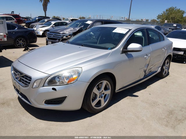 Продаж на аукціоні авто 2013 Volvo S60 T5/t5 Platinum/t5 Premier/t5 Premier Plus, vin: YV1612FS9D1231260, номер лоту: 45551951