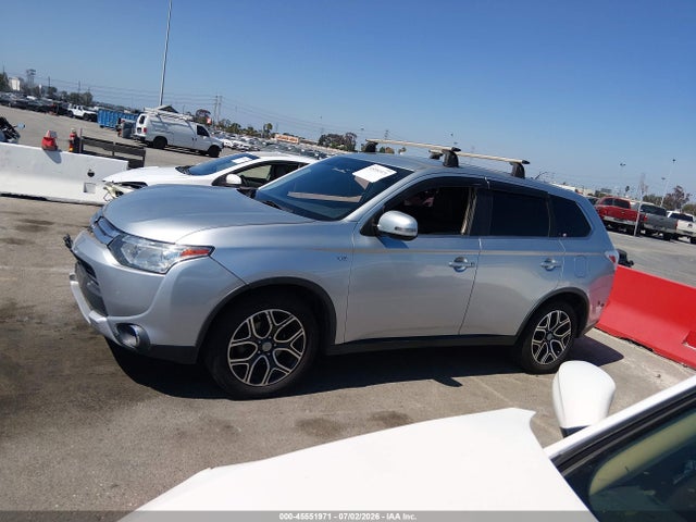 JA4JZ4AX5FZ008798 Mitsubishi OUTLANDER GT