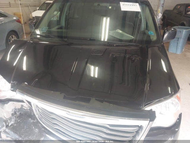 45551993 :رقم المزاد ، 2C4RC1BG9GR101052 vin ، 2016 Chrysler Town & Country Touring مزاد بيع