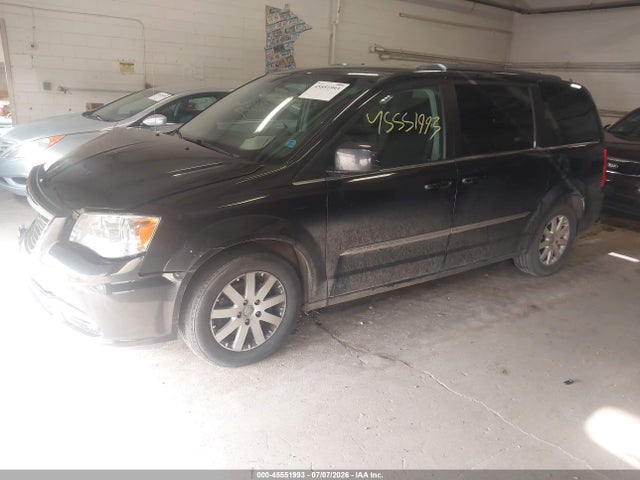 45551993 :رقم المزاد ، 2C4RC1BG9GR101052 vin ، 2016 Chrysler Town & Country Touring مزاد بيع