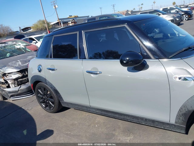 Aukcja sprzedaży 2016 Mini Hardtop Cooper S, vin: WMWXU3C52G2D27669, numer aukcji: 45552016