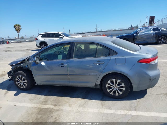 JTDEAMDE7NJ052968 Toyota Corolla Hybrid Le